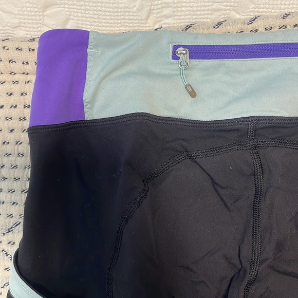 Lululemon Cropped Leggings - Picture 3 of 4